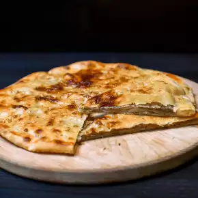 Осетинский с говядиной и бараниной